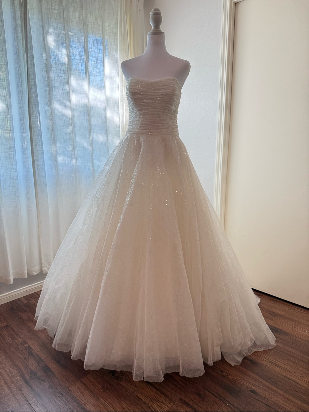 Wtoo by Watters 10423 Ball Gown Wedding Quinceañera Bridal Sample Size 12